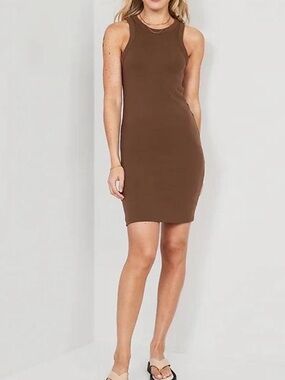 Old Navy Ribbed Fitted Sleeveless Dress in Peppercorn